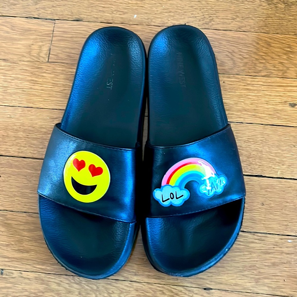 Nine west Womens slides size 6. Excellent condition